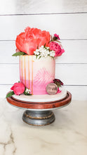 Load image into Gallery viewer, Floral Cake
